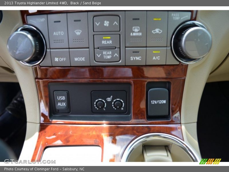 Black / Sand Beige 2013 Toyota Highlander Limited 4WD