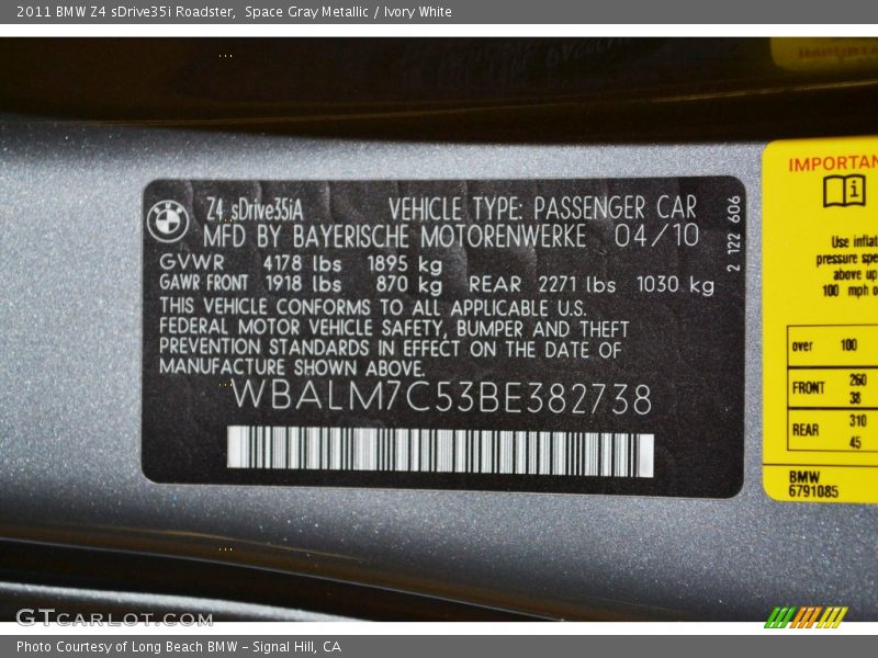 Space Gray Metallic / Ivory White 2011 BMW Z4 sDrive35i Roadster