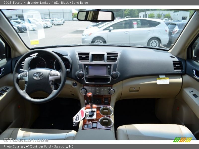 Black / Sand Beige 2013 Toyota Highlander Limited 4WD