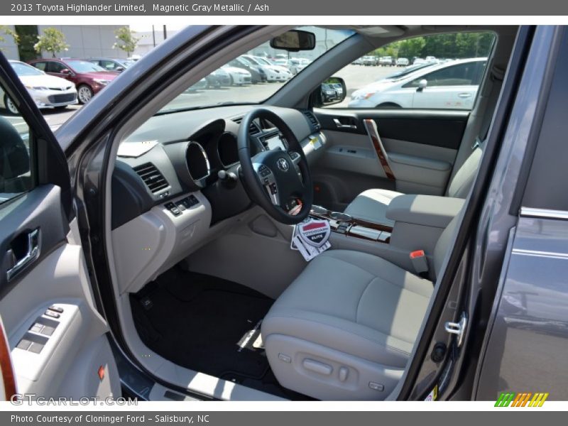 Magnetic Gray Metallic / Ash 2013 Toyota Highlander Limited