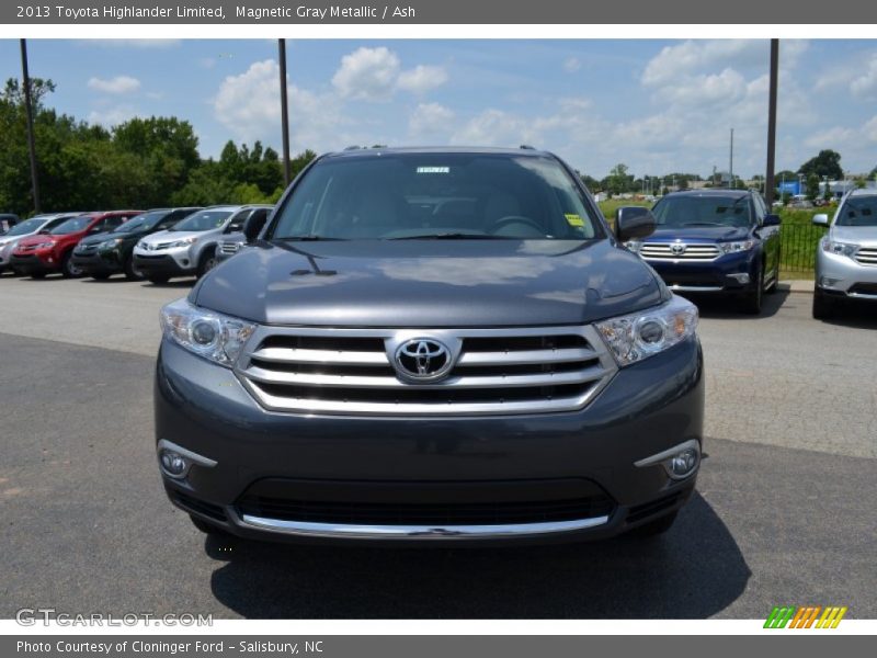 Magnetic Gray Metallic / Ash 2013 Toyota Highlander Limited
