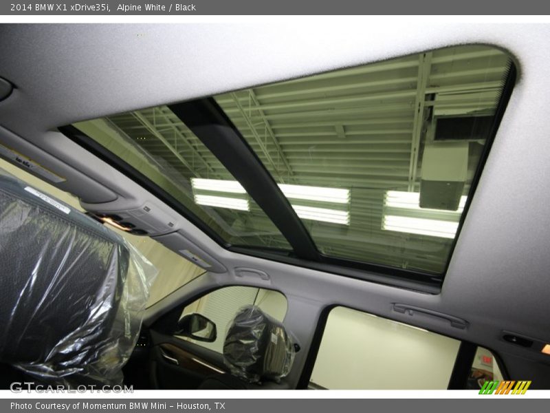 Sunroof of 2014 X1 xDrive35i