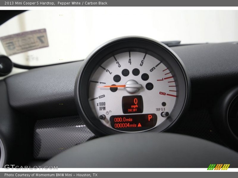Pepper White / Carbon Black 2013 Mini Cooper S Hardtop