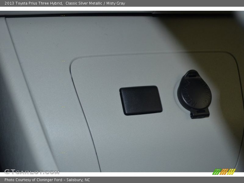 Classic Silver Metallic / Misty Gray 2013 Toyota Prius Three Hybrid