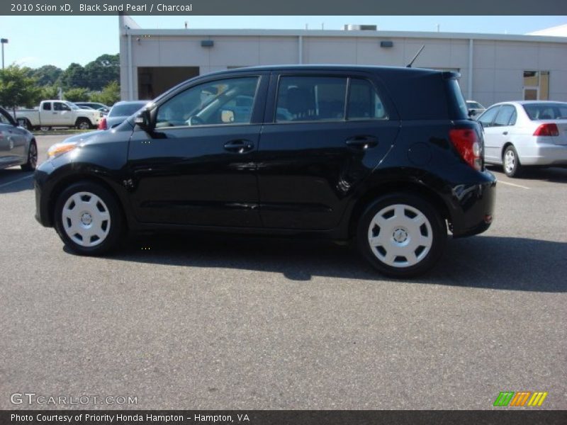 Black Sand Pearl / Charcoal 2010 Scion xD