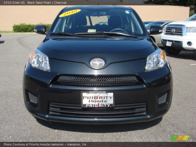 Black Sand Pearl / Charcoal 2010 Scion xD