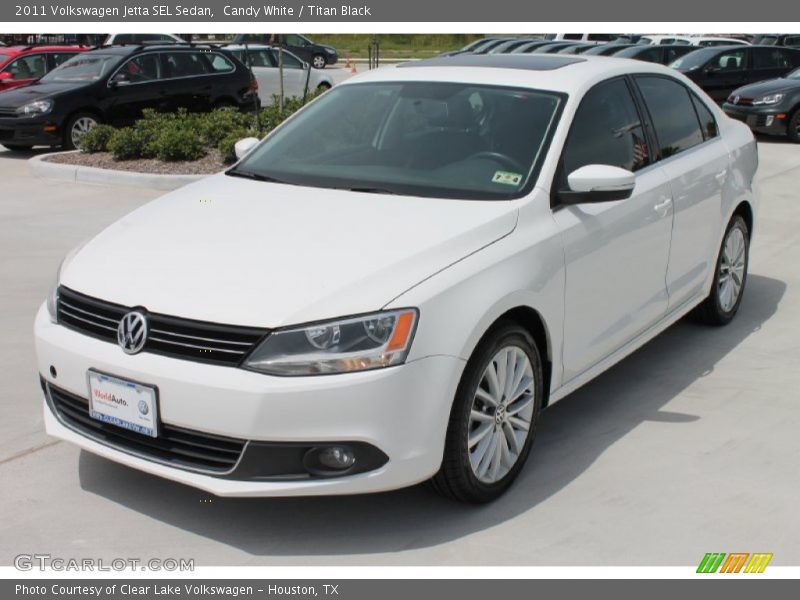 Candy White / Titan Black 2011 Volkswagen Jetta SEL Sedan