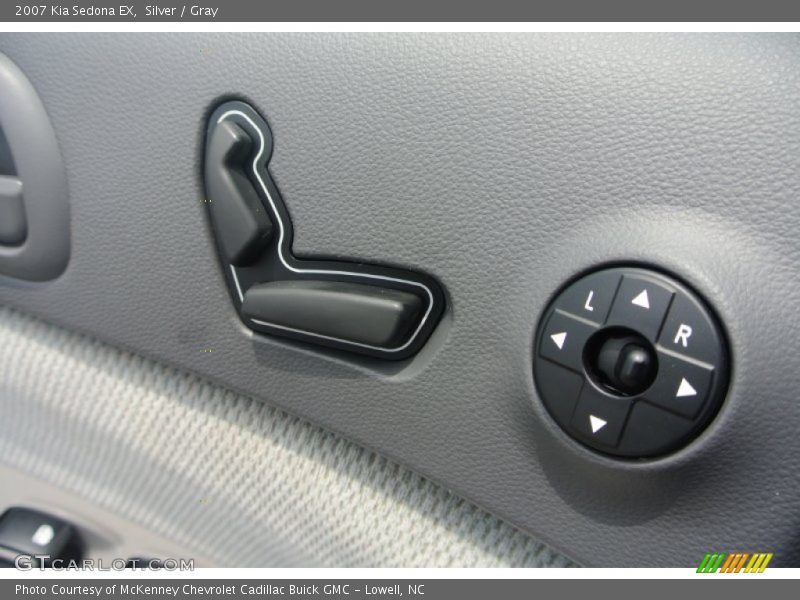 Silver / Gray 2007 Kia Sedona EX