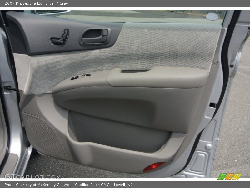 Silver / Gray 2007 Kia Sedona EX