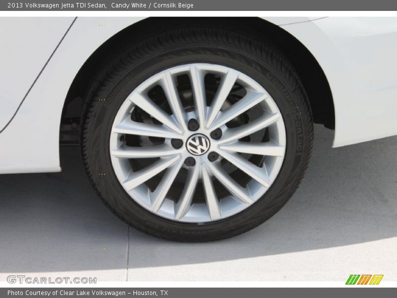 Candy White / Cornsilk Beige 2013 Volkswagen Jetta TDI Sedan