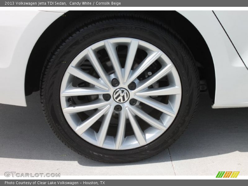 Candy White / Cornsilk Beige 2013 Volkswagen Jetta TDI Sedan
