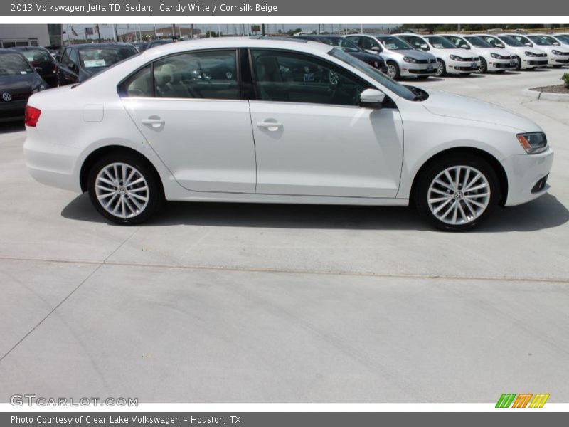 Candy White / Cornsilk Beige 2013 Volkswagen Jetta TDI Sedan