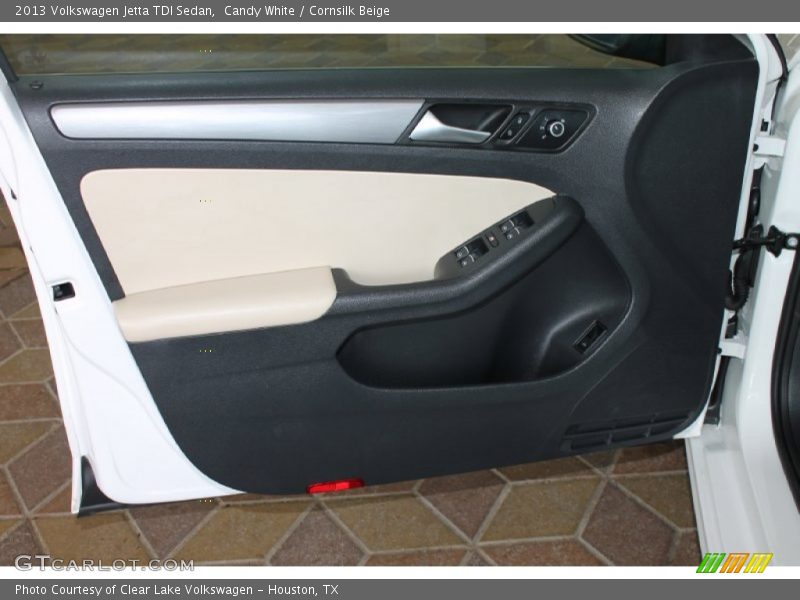 Candy White / Cornsilk Beige 2013 Volkswagen Jetta TDI Sedan