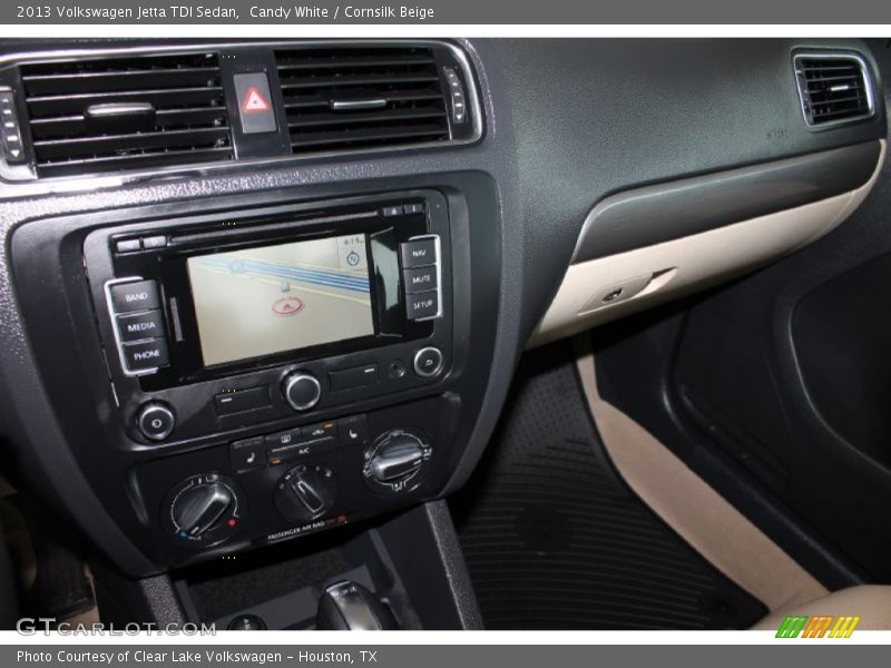 Candy White / Cornsilk Beige 2013 Volkswagen Jetta TDI Sedan