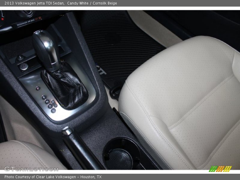Candy White / Cornsilk Beige 2013 Volkswagen Jetta TDI Sedan