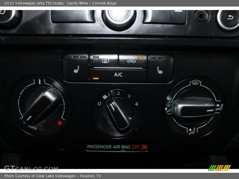 Candy White / Cornsilk Beige 2013 Volkswagen Jetta TDI Sedan