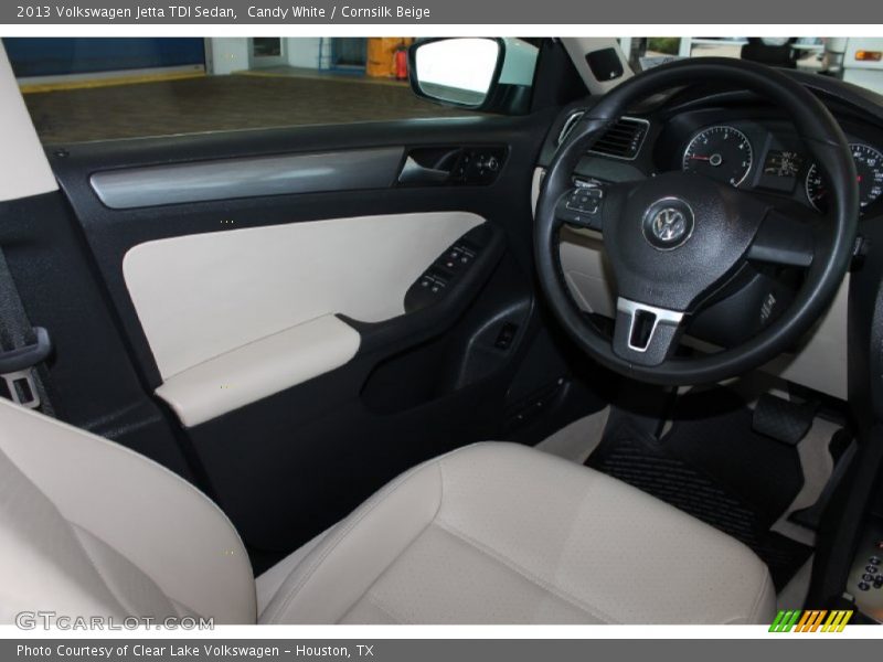 Candy White / Cornsilk Beige 2013 Volkswagen Jetta TDI Sedan