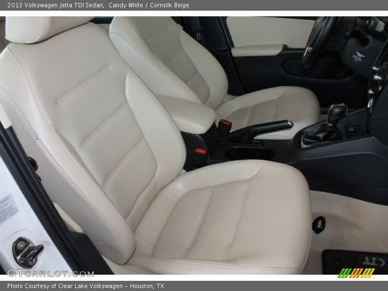 Candy White / Cornsilk Beige 2013 Volkswagen Jetta TDI Sedan