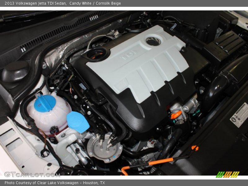 Candy White / Cornsilk Beige 2013 Volkswagen Jetta TDI Sedan