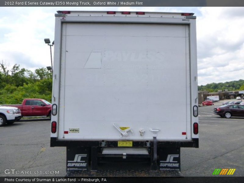 Oxford White / Medium Flint 2012 Ford E Series Cutaway E350 Moving Truck