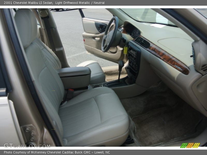 Light Driftwood Metallic / Neutral 2001 Chevrolet Malibu LS Sedan