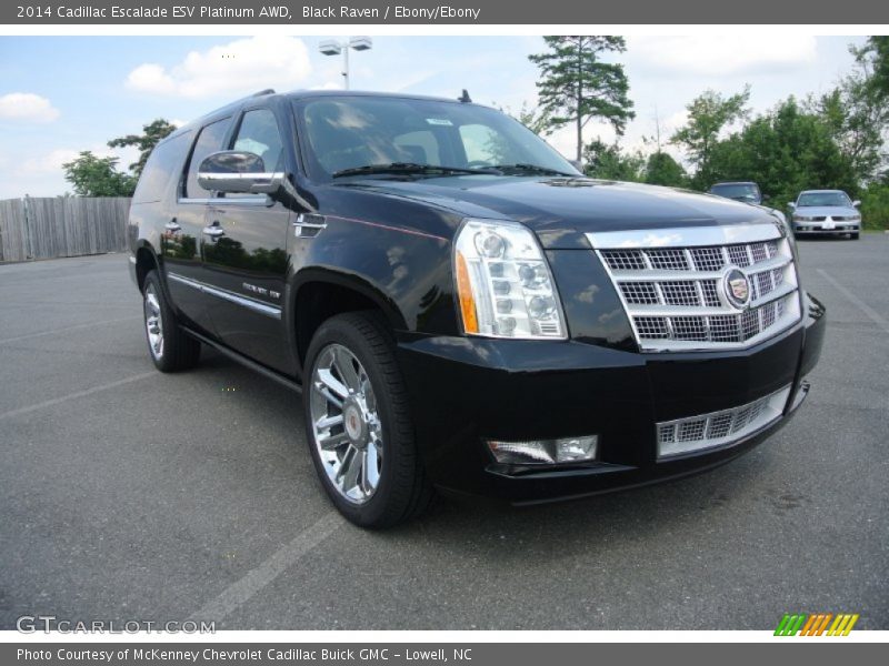 Front 3/4 View of 2014 Escalade ESV Platinum AWD