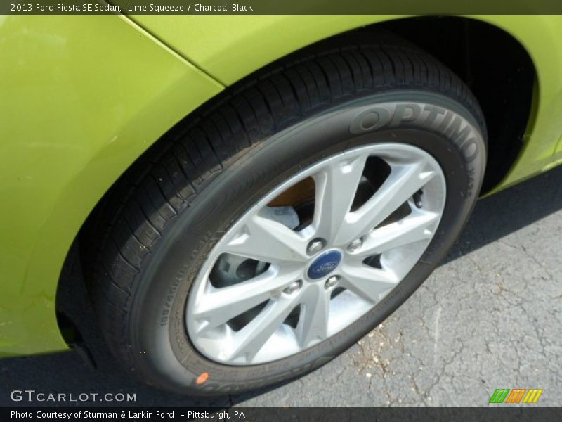  2013 Fiesta SE Sedan Wheel