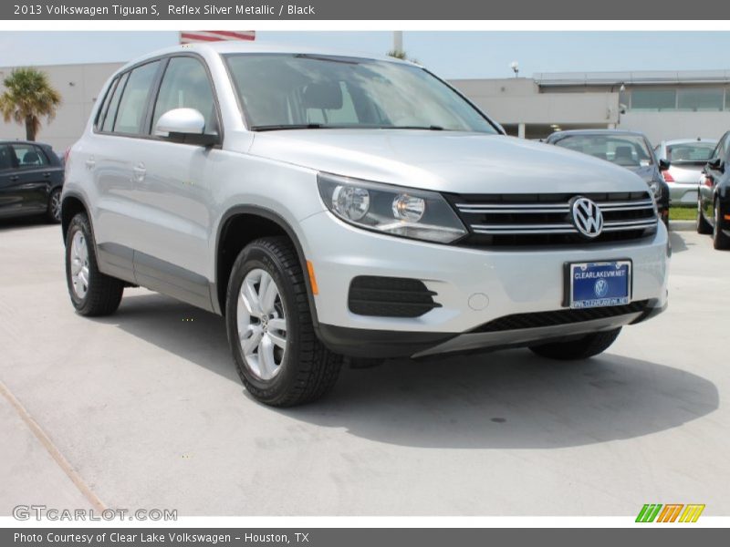 Reflex Silver Metallic / Black 2013 Volkswagen Tiguan S