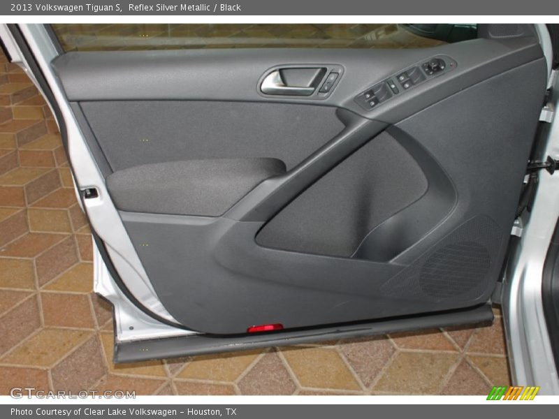 Reflex Silver Metallic / Black 2013 Volkswagen Tiguan S