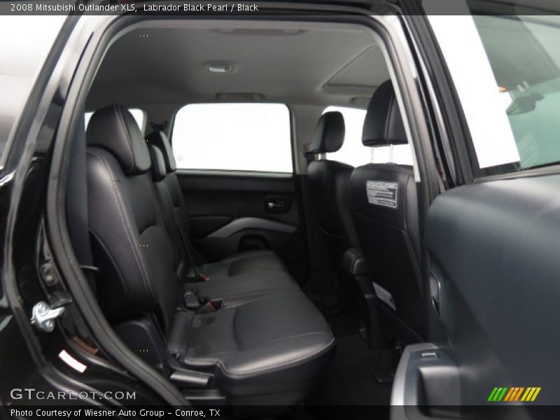 Rear Seat of 2008 Outlander XLS