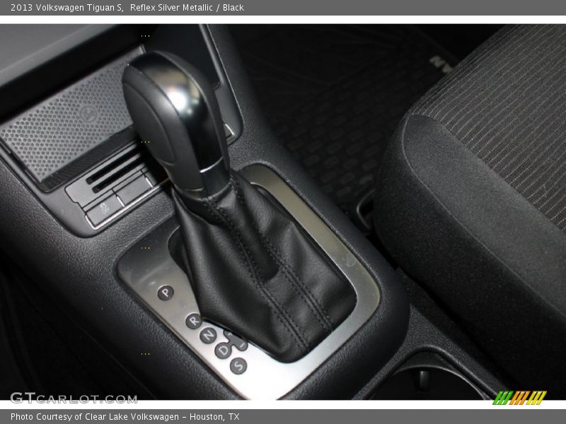 Reflex Silver Metallic / Black 2013 Volkswagen Tiguan S