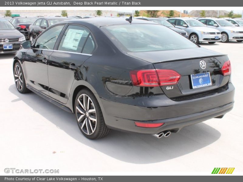 Deep Black Pearl Metallic / Titan Black 2013 Volkswagen Jetta GLI Autobahn
