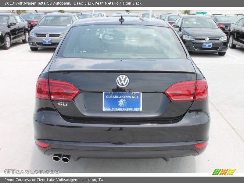 Deep Black Pearl Metallic / Titan Black 2013 Volkswagen Jetta GLI Autobahn