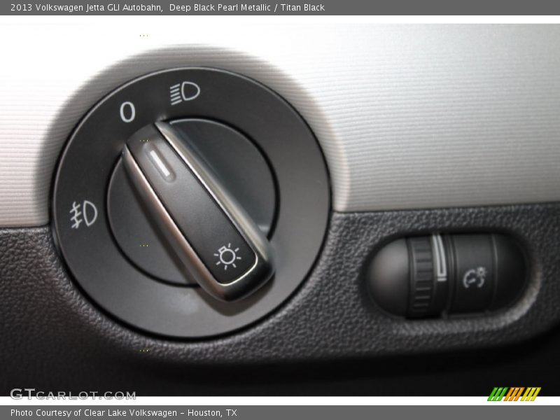 Deep Black Pearl Metallic / Titan Black 2013 Volkswagen Jetta GLI Autobahn