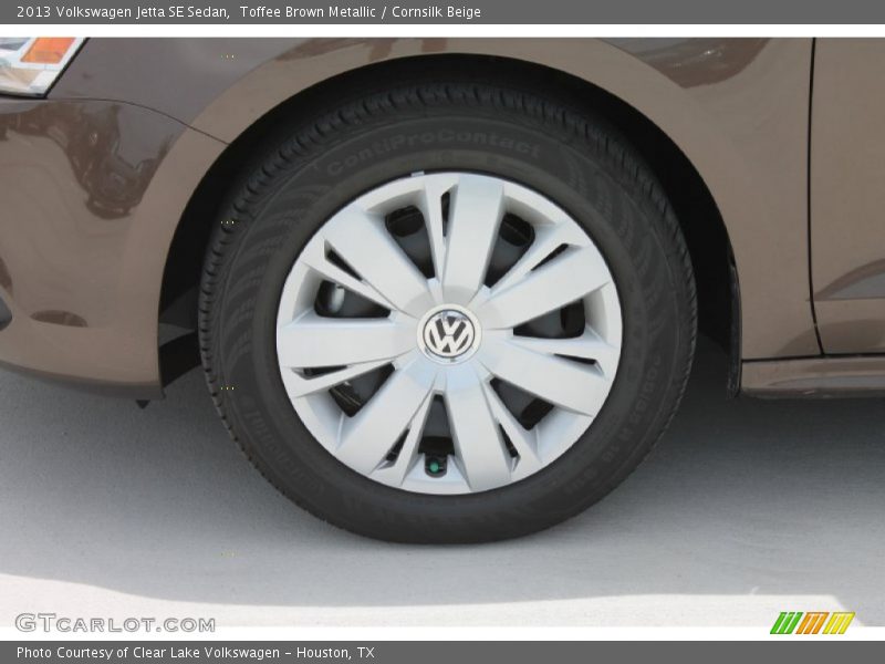 Toffee Brown Metallic / Cornsilk Beige 2013 Volkswagen Jetta SE Sedan
