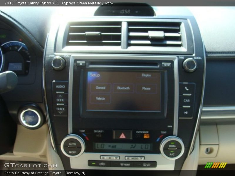 Cypress Green Metallic / Ivory 2013 Toyota Camry Hybrid XLE