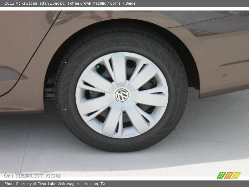 Toffee Brown Metallic / Cornsilk Beige 2013 Volkswagen Jetta SE Sedan