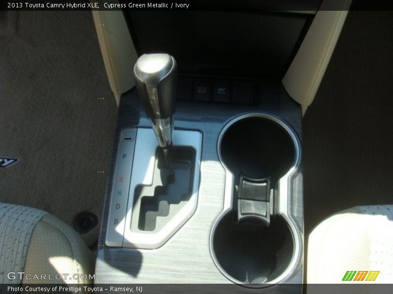 Cypress Green Metallic / Ivory 2013 Toyota Camry Hybrid XLE