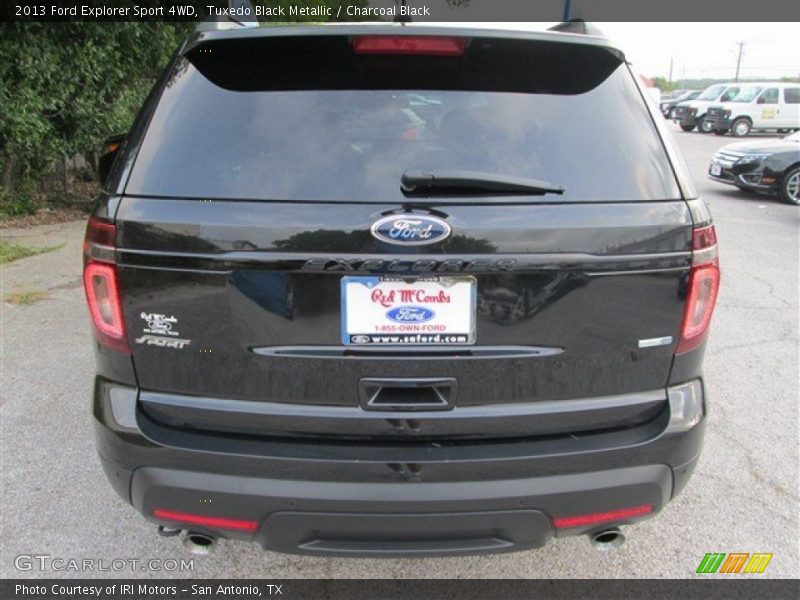 Tuxedo Black Metallic / Charcoal Black 2013 Ford Explorer Sport 4WD