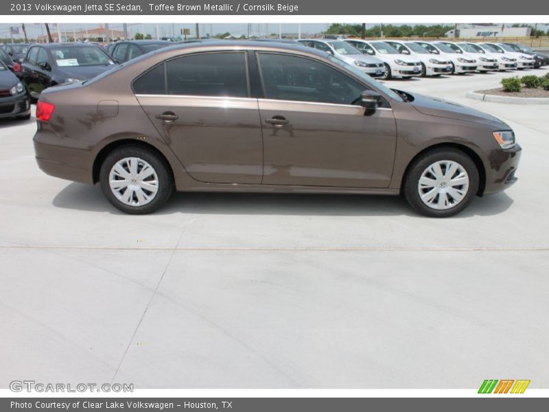 Toffee Brown Metallic / Cornsilk Beige 2013 Volkswagen Jetta SE Sedan