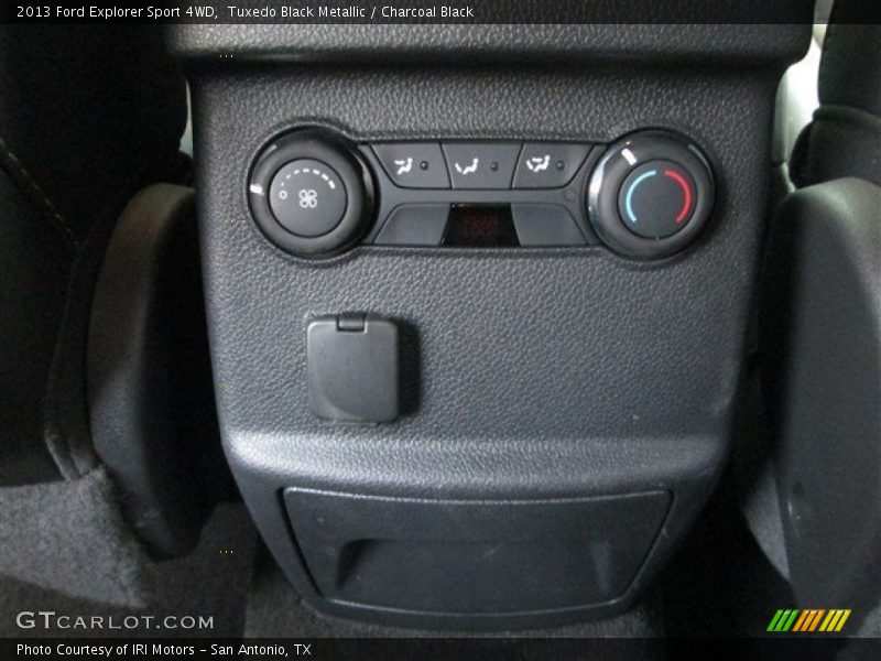 Tuxedo Black Metallic / Charcoal Black 2013 Ford Explorer Sport 4WD
