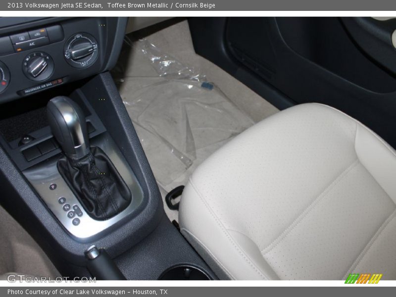 Toffee Brown Metallic / Cornsilk Beige 2013 Volkswagen Jetta SE Sedan