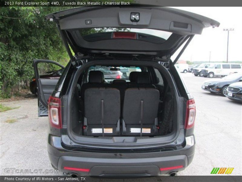 Tuxedo Black Metallic / Charcoal Black 2013 Ford Explorer Sport 4WD
