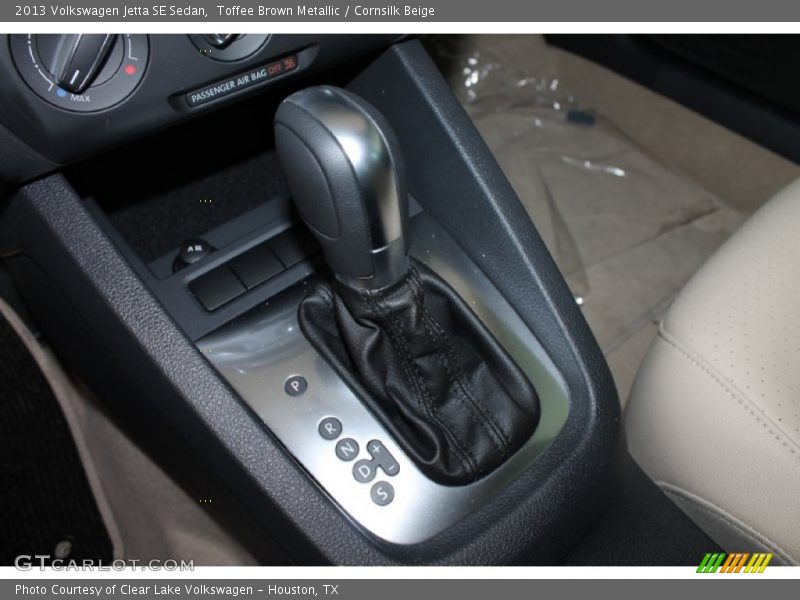 Toffee Brown Metallic / Cornsilk Beige 2013 Volkswagen Jetta SE Sedan