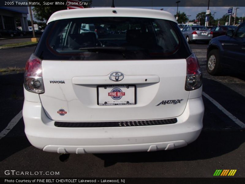 Super White / Stone Gray 2005 Toyota Matrix