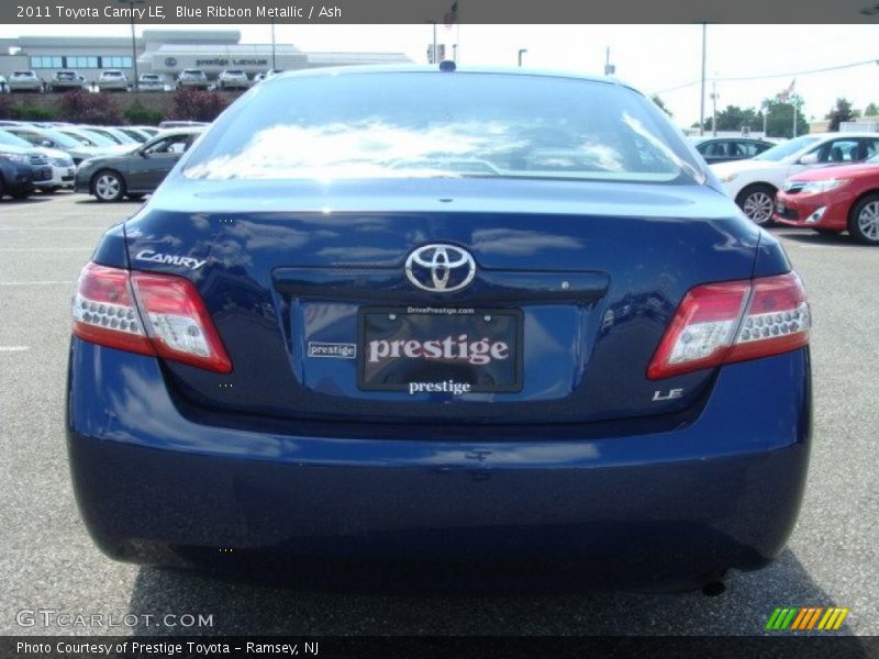 Blue Ribbon Metallic / Ash 2011 Toyota Camry LE