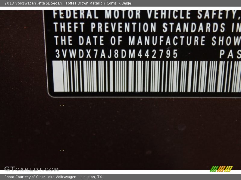 Toffee Brown Metallic / Cornsilk Beige 2013 Volkswagen Jetta SE Sedan