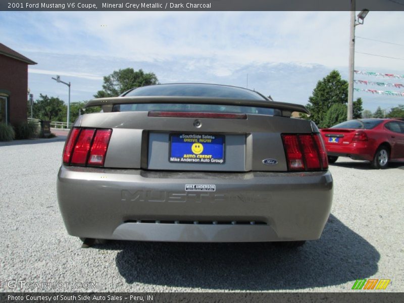 Mineral Grey Metallic / Dark Charcoal 2001 Ford Mustang V6 Coupe