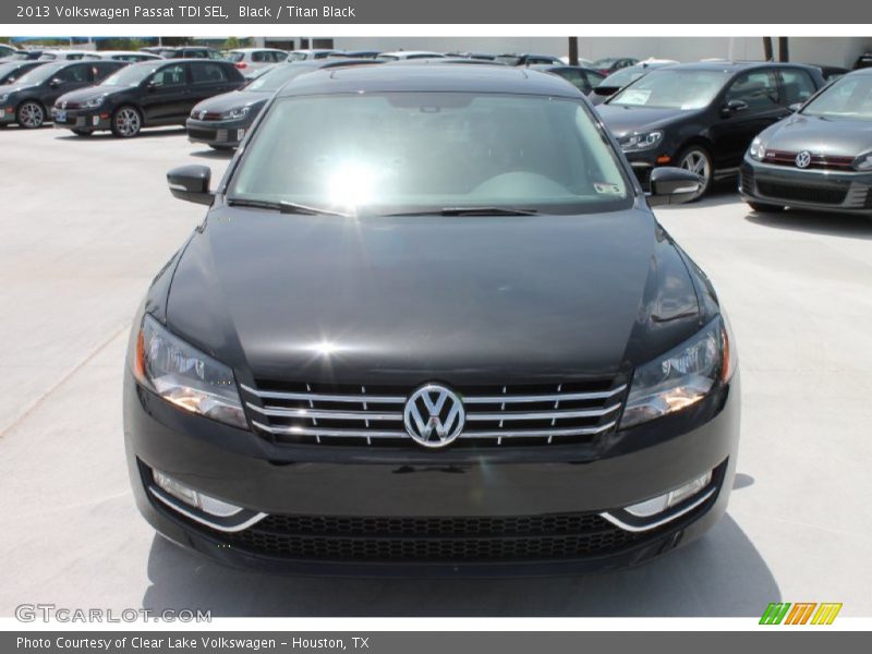 Black / Titan Black 2013 Volkswagen Passat TDI SEL