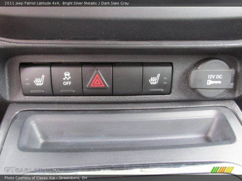 Bright Silver Metallic / Dark Slate Gray 2011 Jeep Patriot Latitude 4x4